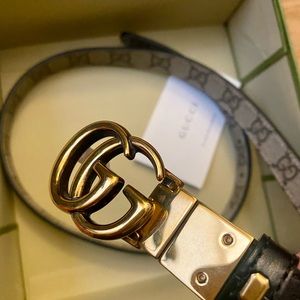 Gucci two sided belt. New without tag.